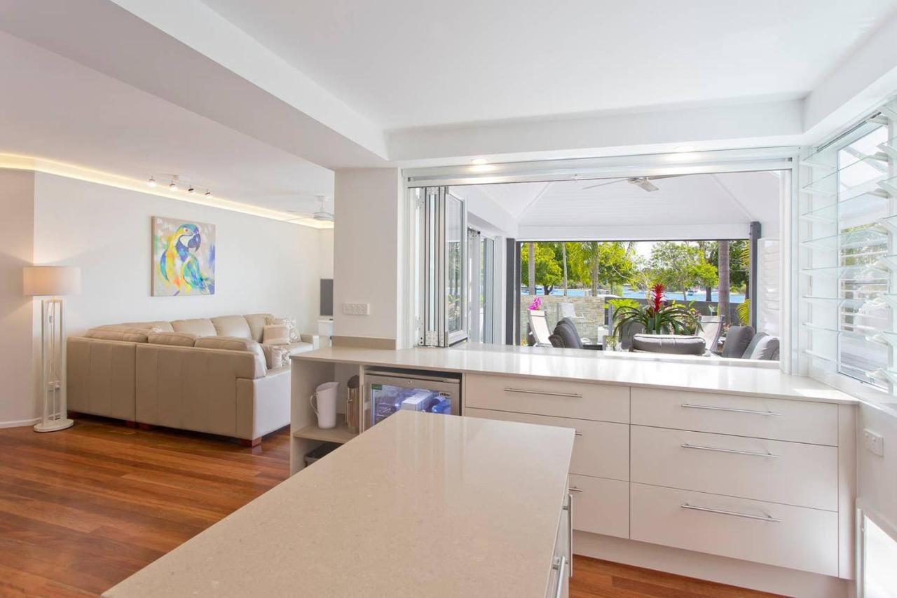Noosa Boutique Apartments & Elkhorn Villas Экстерьер фото